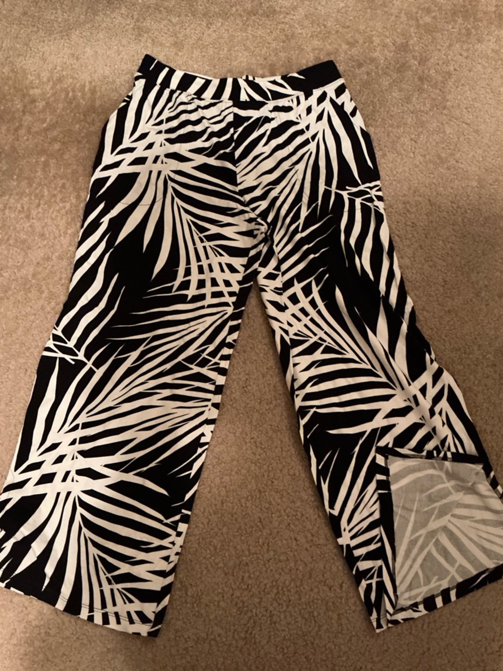 Denim & Co Black Palm wide leg jersey beach pants with side slit (petite)
